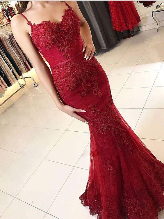 Burgundy Spaghetti Straps Mermaid/Trumpet Long Lace Prom Dress