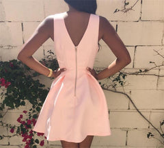 Custom Made V-Neck Pink Short Prom Homecoming Formal Dresses
