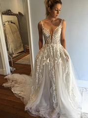 Deep V-Neck Lace Appliques A-Line Wedding Dresses with Pockets