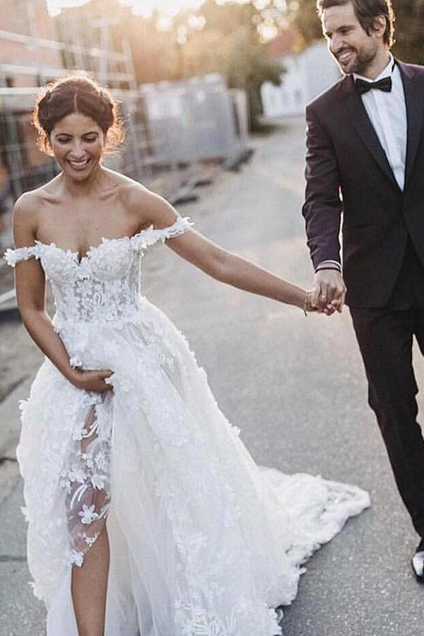 A-Line Off-the-Shoulder Tulle Wedding Dresses with Appliques