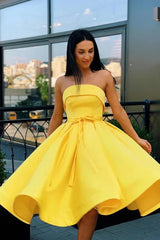 Simple Strapless Yellow Short Homecoming Prom Dresses