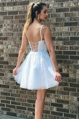 Elegant A-Line Tulle White Short Homecoming Dress with Lace