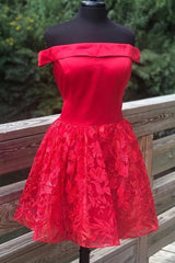 A-Line Off-Shoulder Satin Red Homecoming Dress with Lace Applique