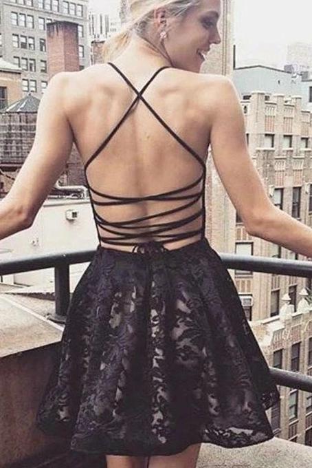 Black A-Line V-Neck Lace Short Prom Homecoming Dress with Pockets