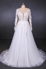 A-Line V-Neck Long Sleeve Wedding Dress with Lace Appliqued