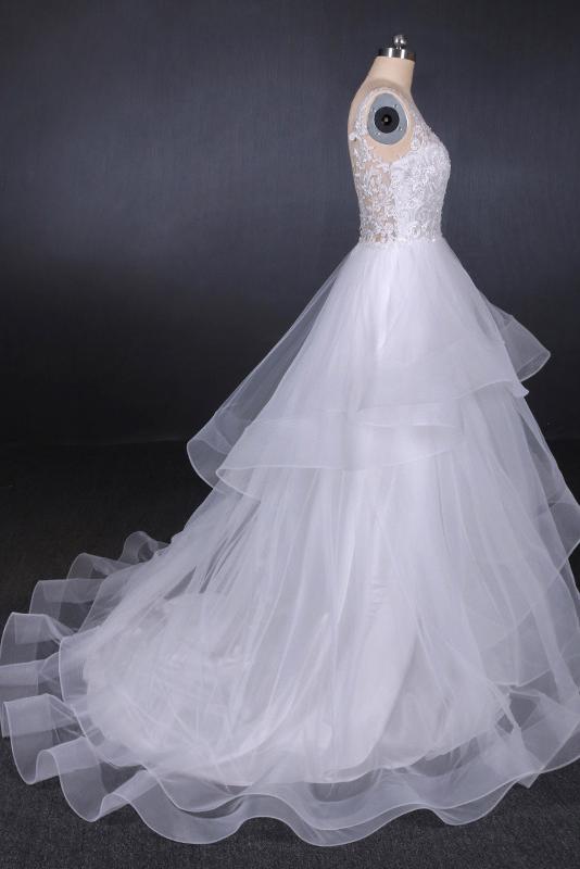Princess V-Neck Tulle Backless Wedding Dresses with Layered