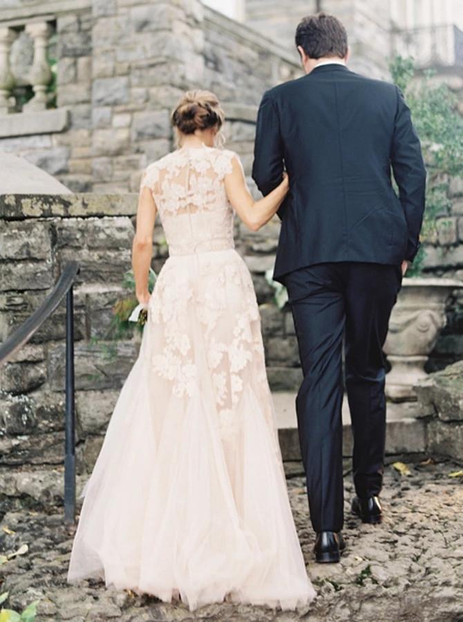 A-Line V-Neck Tulle Wedding Dress with Lace Appliques