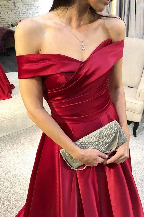 Elegant Off-Shoulder Burgundy Satin Prom Dress with Ruched Bodice
