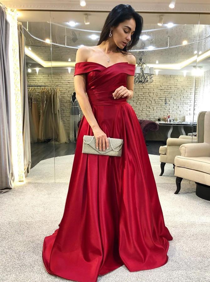 Elegant Off-Shoulder Burgundy Satin Prom Dress with Ruched Bodice