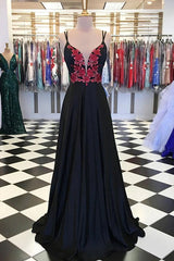 Black and Red Appliques Backless Long Prom Dress