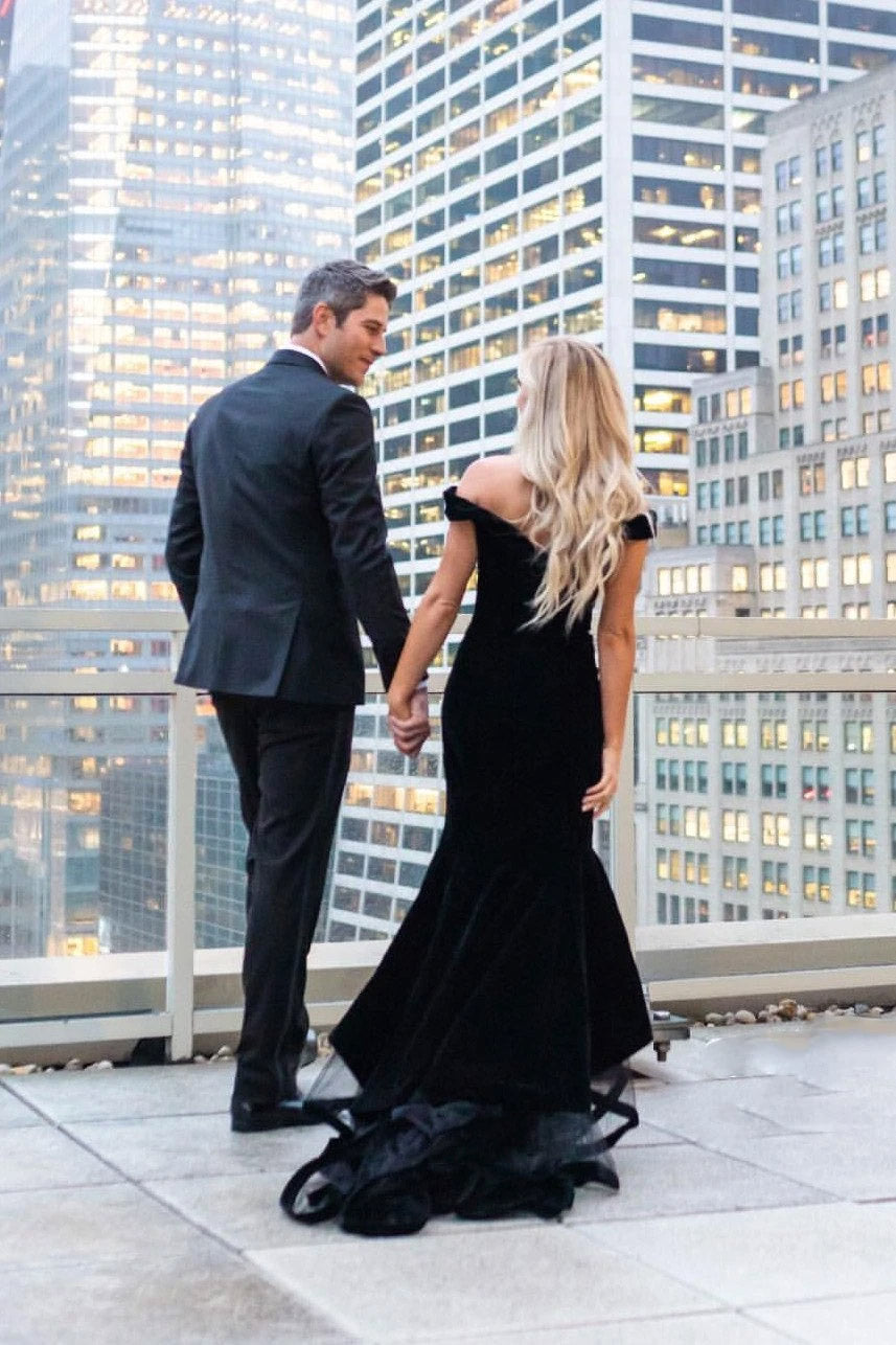 Black Off-Shoulder Mermaid Long Prom Dress with Split