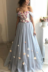 Detachable Straps Sweetheart Floral Applique Long Prom Dress