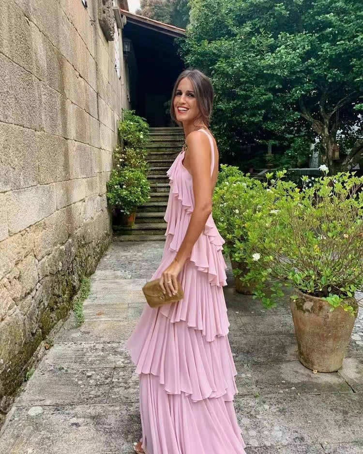 Elegant Halter Chiffon Prom Dress with Layered, Backless Evening Gown