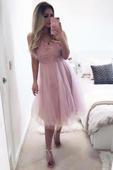 A-Line V-Neck Applique Bodice Homecoming Dress with Tulle Skirt
