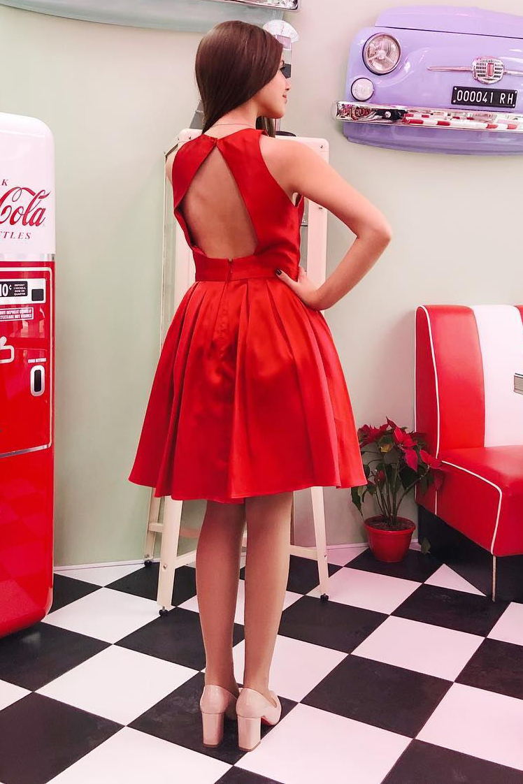 Simple Red Short Homecoming Dresses, A-Line Jewel Party Dress
