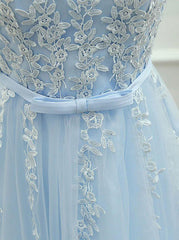 A-Line Keyhole Lace-Up Back Tulle Homecoming Dress with Appliques