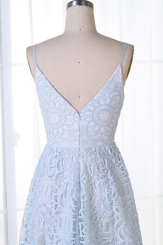 A-Line Lace Spaghetti Straps V-Neck Short Homecoming Dress
