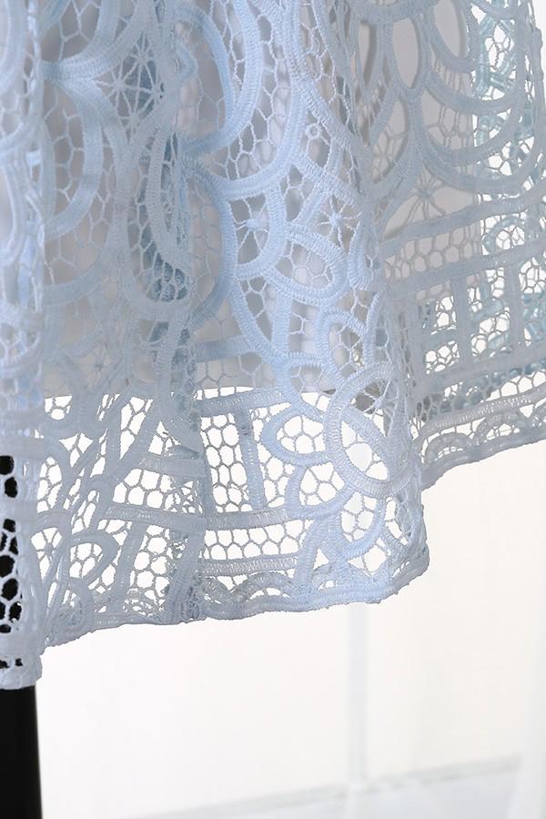 A-Line Lace Spaghetti Straps V-Neck Short Homecoming Dress