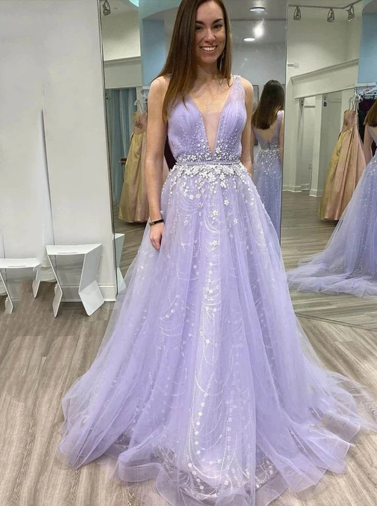 A-Line V-Neck Tulle Appliques Long Lilac Prom Graduation Dresses