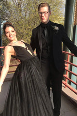 Black Deep V-Neck A-Line Formal Party Evening Gowns