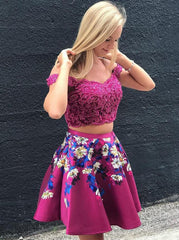 Off-Shoulder Lace Applique Two-Piece Homecoming Dresses, Floral Print Short Prom Dress