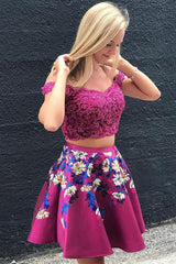 Off-Shoulder Lace Applique Two-Piece Homecoming Dresses, Floral Print Short Prom Dress