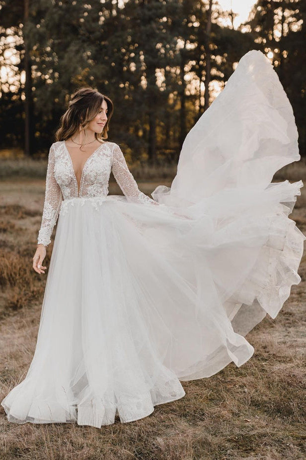 A-Line V-Neck Long Sleeve Tulle Boho Wedding Dress with Lace Appliques