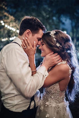 A-Line Spaghetti Straps Tulle Wedding Dress Beads V-Neck Bridal Gown