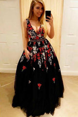 A-Line V-Neck Black Tulle Long Prom Dress with Appliques