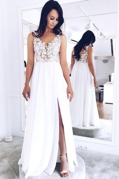 A-Line V-Neck Slit Tulle Boho Beach Bridal Wedding Dress