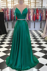 A-Line Spaghetti Straps Green Prom Dress, Two-Piece with Bowknot Back Gown