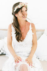 Backless A-Line Beach Wedding Dress with Appliques