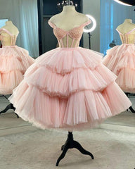 Beautiful Tulle Tiered Ball Gown Short Prom Dress