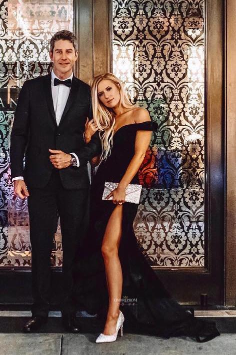 Black Off-Shoulder Mermaid Long Prom Dress with Split