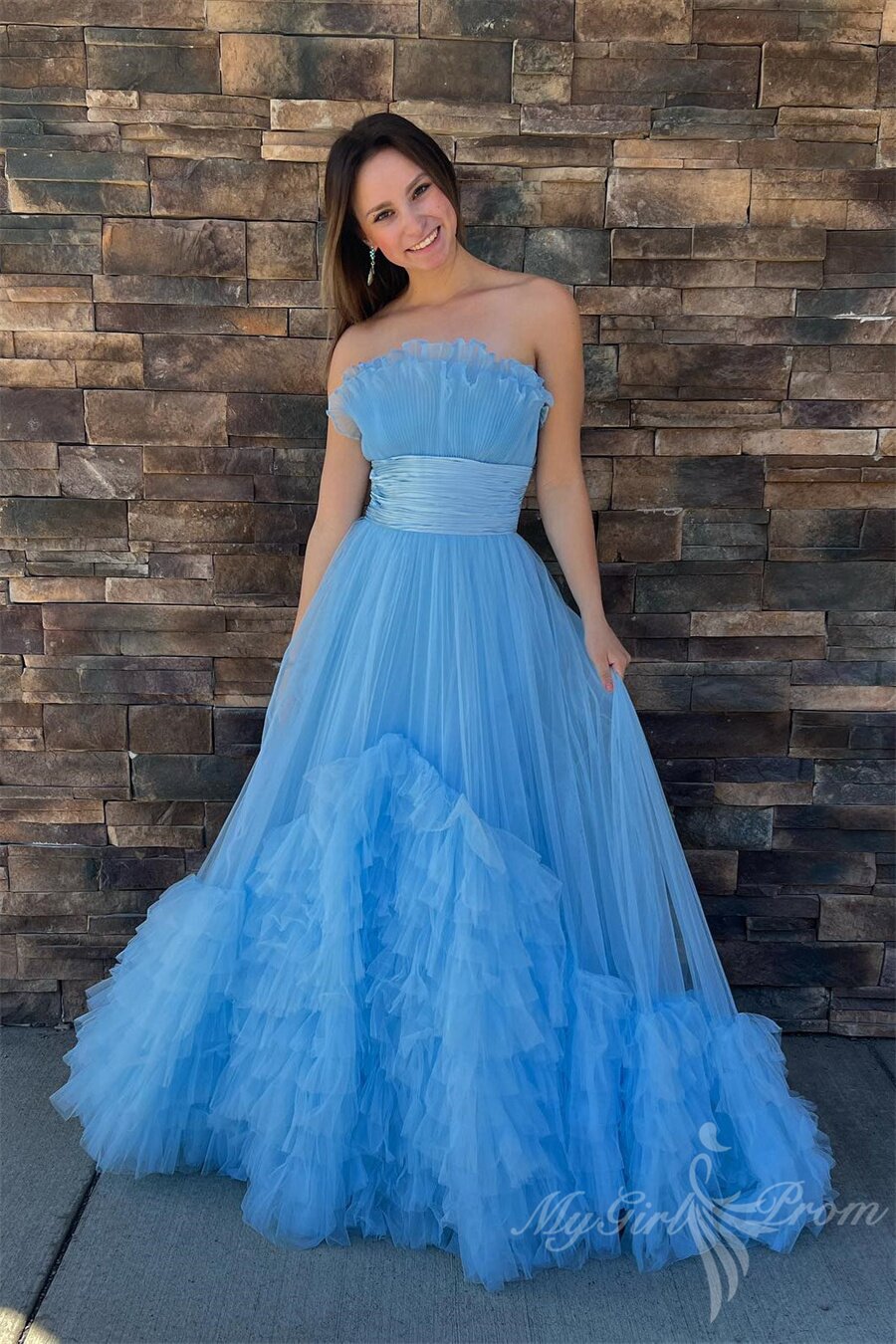 Black A-Line Strapless Layered Tulle Princess Prom Dress
