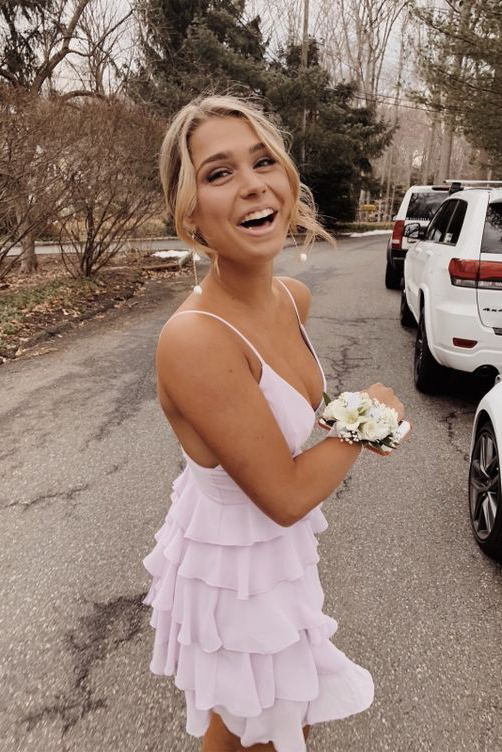 Charming Spaghetti Straps Chiffon Mini Tiered Homecoming Dress