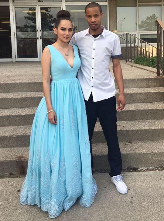 Charming Blue Chiffon A-Line V-Neck Long Prom Dress