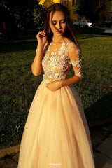 Charming Floral Appliques Long Prom Dresses with 3/4 Sleeves