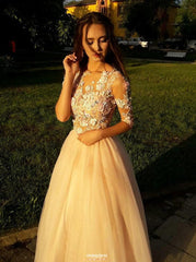 Charming Floral Appliques Long Prom Dresses with 3/4 Sleeves