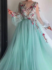 Chic Princess Floral Appliques Long Puff Sleeves Prom Dress