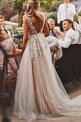Gorgeous A-Line V-Neck Rustic Wedding Dresses with Lace Appliques