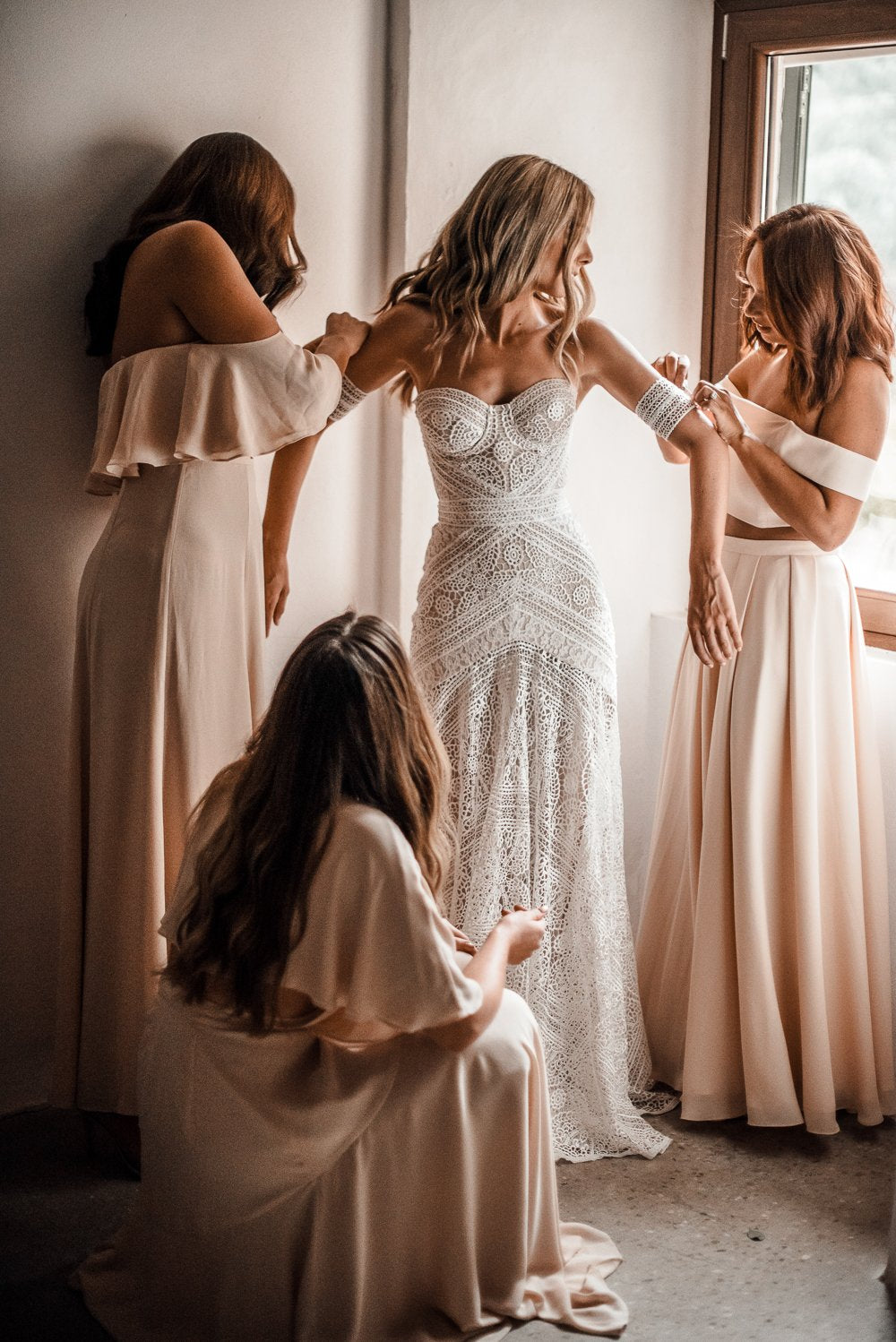 Ivory Lace Sweetheart Beach Mermaid Country Wedding Dress