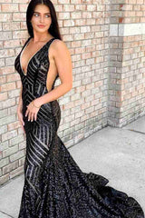 Gorgeous Burgundy V-Neck Mermaid Sequin Long Prom Dresses