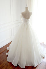Ball Gown Sleeveless Wedding Dress with Cute Bowknot