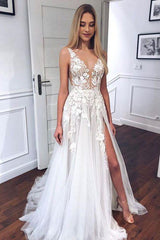 New V-Neck A-Line Tulle Wedding Dresses, Beach Bridal Gown with Appliques