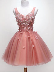 Chic Floral Applique A-Line V-Neck Peach Sweet 16 Homecoming Dress