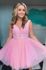 Lavender A-Line V-Neck Short Prom Dresses, Graduation Homecoming Dress with Beading
