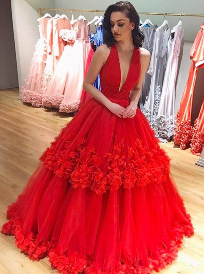 Plunging Neckline Red Ball Gown Tulle Prom Dresses with Applique