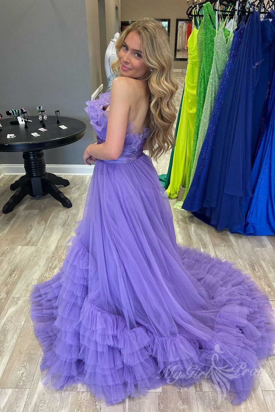 Black A-Line Strapless Layered Tulle Princess Prom Dress
