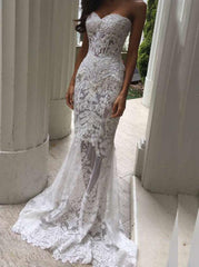 Charming Sweetheart Beaded Applique Mermaid Beach Lace Wedding Dress